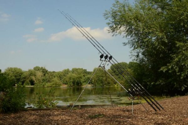 SOLAR TACKLE TRIPODE WORLDWIDE ROP POD P1 INOX 3 ROD