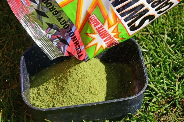 DYNAMITE BAITS SWIM BETAINE GREEN GROUNDBAITS 1.800K - Imagen 2